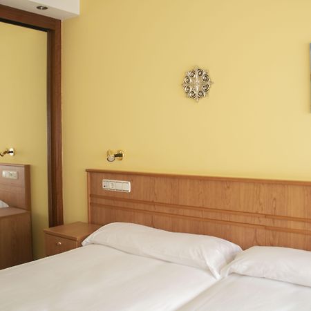 Hotel Alda Estacion Oviedo Ngoại thất bức ảnh